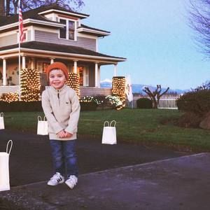 Meet your Posher, Brittney